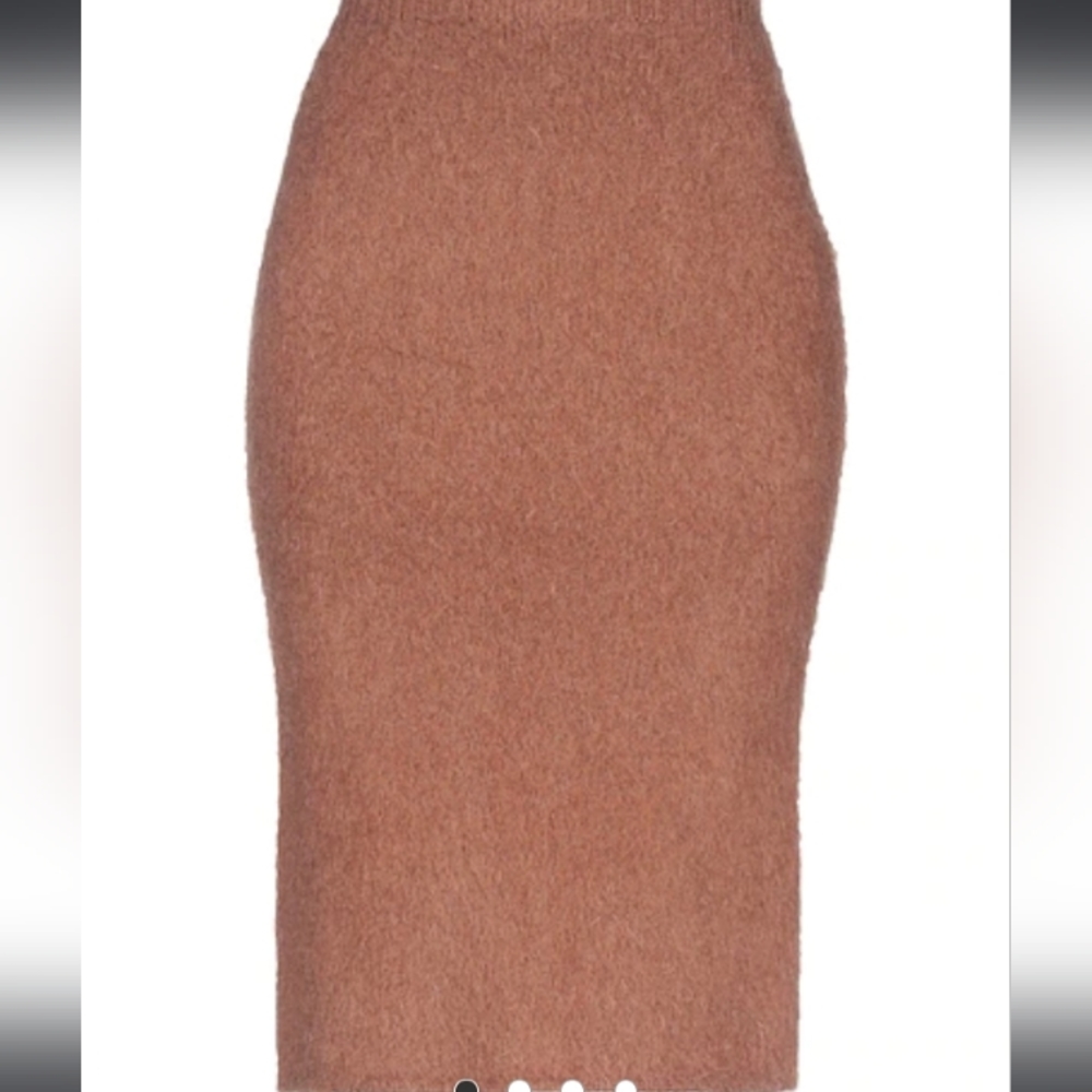 Versace Skirt - Picture 4 of 6